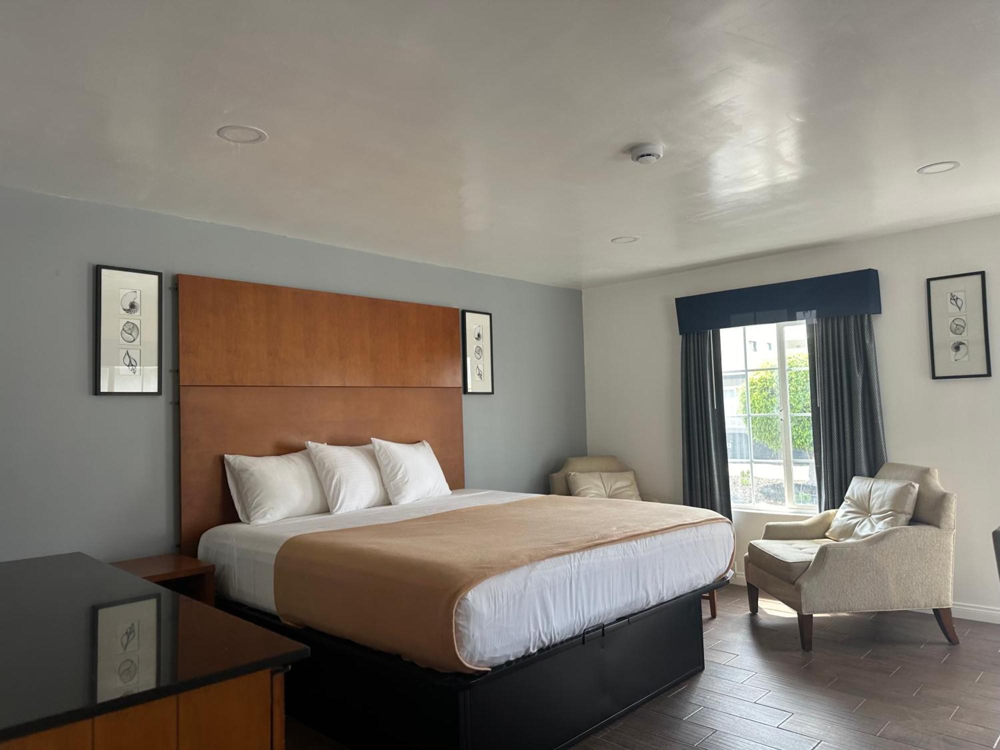 Oceanside Inn & Suites Eksteriør bilde